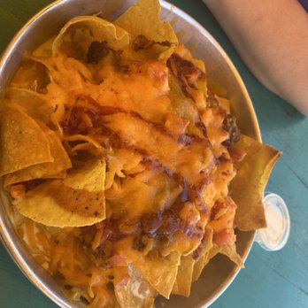 LuLu's Destin - Pulled pork nachos (minus jalapeño and sour cream) - Seafood Near Me - Destin, Florida