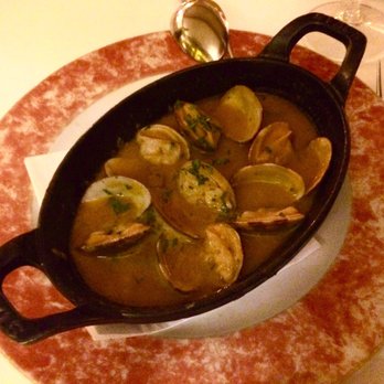 Botafumeiro - Half portion of fisherman clams! So goood - Seafood Near Me - Barcelona, BCN