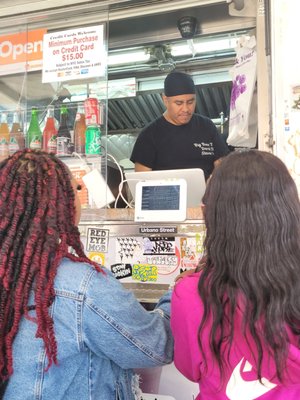 Derek food truck by null