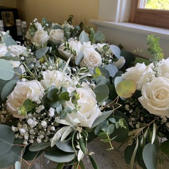 The Flower Garage - My bouquets and my bridesmaids bouquets! They were absolutely everything I wanted for. - Floral Designers Near Me