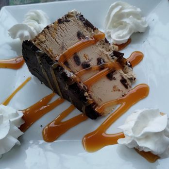 Gateway Restaurant & Lodge - Ice cream pie - New American Near Me - Three Rivers, California Gateway Restaurant & Lodge - Ice cream pie - New American Near Me - Three Rivers, California