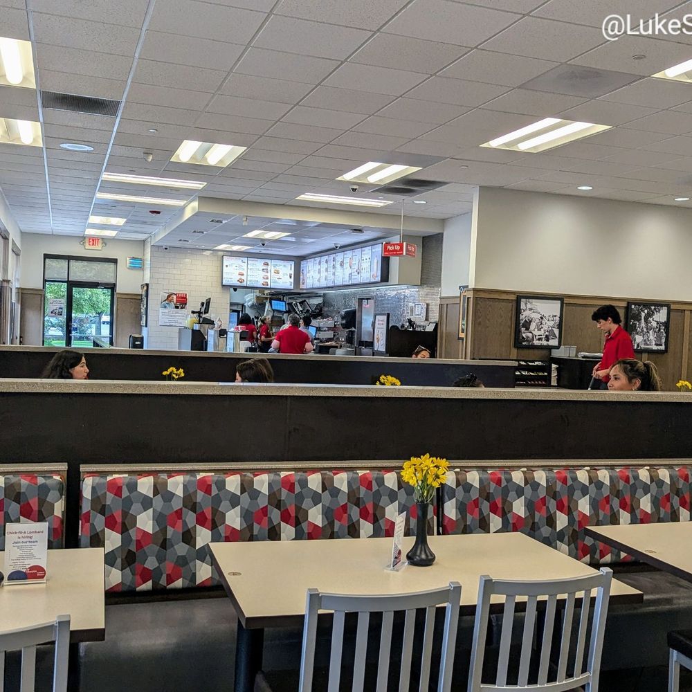 Chick-fil-A - Clean inside - Fast Food Near Me - Lombard, Illinois Chick-fil-A - Clean inside - Fast Food Near Me - Lombard, Illinois