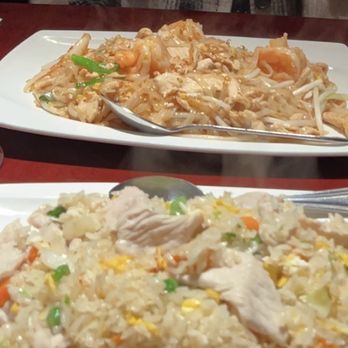 Thai Palace Restaurant - Fried Rice & Pad Thai (ig: @cravingswithcat) - Thai Near Me - San Luis Obispo, California Thai Palace Restaurant - Fried Rice & Pad Thai (ig: @cravingswithcat) - Thai Near Me - San Luis Obispo, California