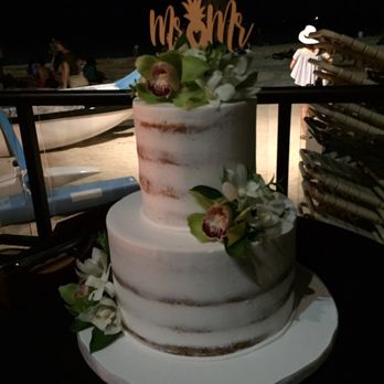 A Cake Life - A Mr and Mr semi naked cake - Bakeries Near Me - Honolulu, Hawaii