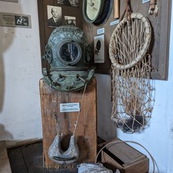The Whaler's Cabin Museum - Divers helmet