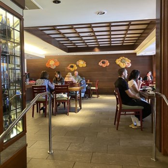 Restaurant SUNTORY - Inside dining - Japanese Near Me - Honolulu, Hawaii Restaurant SUNTORY - Inside dining - Japanese Near Me - Honolulu, Hawaii