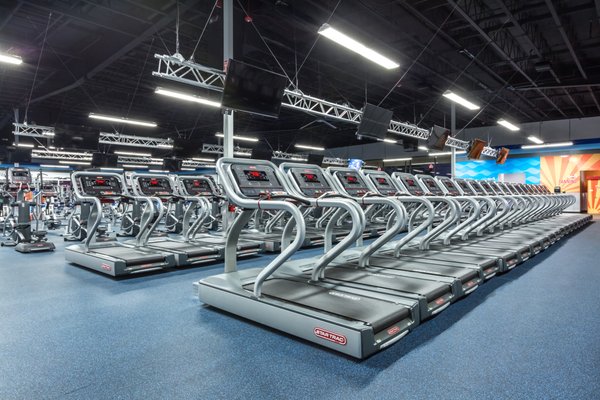 Crunch Fitness - Fountain Valley by null