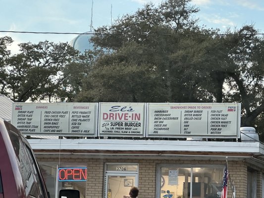 El's Drive-In by null