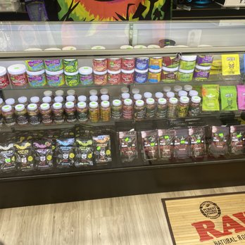 VAPE 411 AND SMOKE - Updated May 2026 - 90 Photos - 100 Frankfurt Cir,  Birmingham, Alabama - Tobacco Shops - Phone Number - Yelp