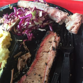Killen's Barbecue - Dear San Diego, THIS is what brisket is supposed to look like (pork rib was eaten too fast to pic). - Barbeque Near Me - Pearland, Texas Killen's Barbecue - Dear San Diego, THIS is what brisket is supposed to look like (pork rib was eaten too fast to pic). - Barbeque Near Me - Pearland, Texas