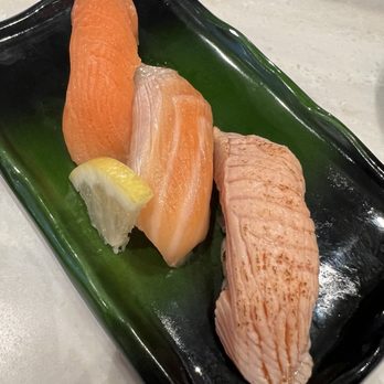 Kaiten Sushi Ginza Onodera Hawaii - Salmon variety - Conveyor Belt Sushi Near Me - Honolulu, Hawaii
