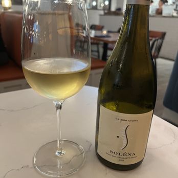 Plank Provisions - Nice wine - Seafood Near Me - Austin, Texas Plank Provisions - Nice wine - Seafood Near Me - Austin, Texas