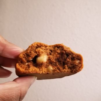 Lamoon Thai Kitchen & Coffee - Thai-Tea cookie. Doesn't taste like Thai Tea. - Cafes Near Me - Toronto, Ontario