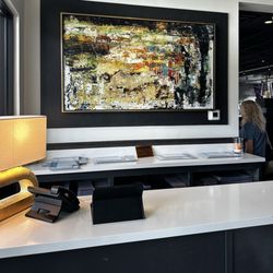 Creekside Fine Grill - Inside