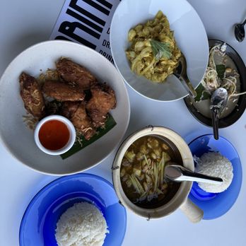 Lom Wong - Thai Near Me - Phoenix, Arizona Lom Wong - Thai Near Me - Phoenix, Arizona