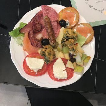 Wilhelmshöhe - Buffet - Breakfast & Brunch Near Me - Frankfurt, HE