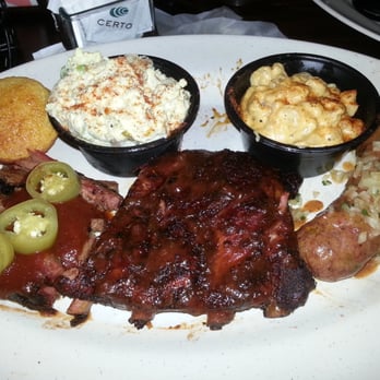 Dinosaur Bar-B-Que - Combo platter - Barbeque Near Me - Brooklyn, New York Dinosaur Bar-B-Que - Combo platter - Barbeque Near Me - Brooklyn, New York