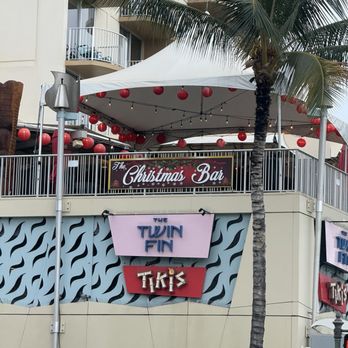 The Christmas Bar - Pop-Up Restaurants Near Me - Honolulu, Hawaii