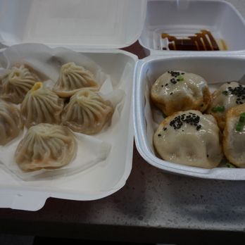 Juicy Dumpling - Soup dumplings and pan-fried dumplings - Dim Sum Near Me - Toronto, Ontario