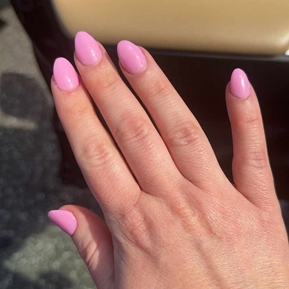 Dip manicure by Stephany