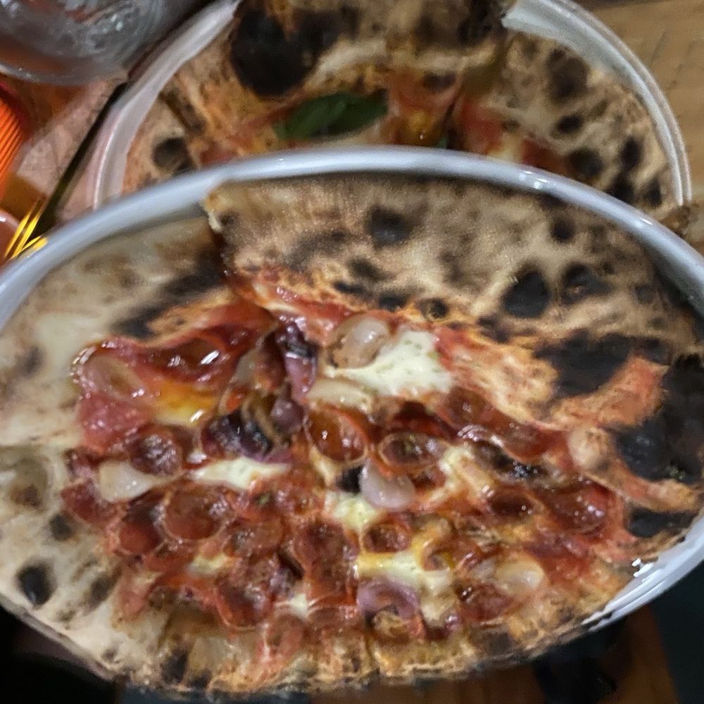 Pizza pizza! Pizza pizza!