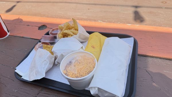 Naugles Tacos & Burgers by null