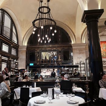 The Wolseley - Cafes Near Me - London, XGL