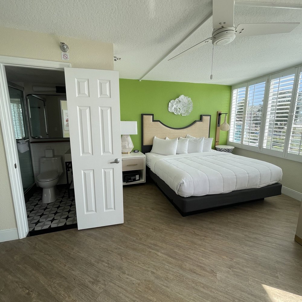 Bellwether Beach Resort - Hotel room. - Resorts Near Me - St. Pete Beach, Florida Bellwether Beach Resort - Hotel room. - Resorts Near Me - St. Pete Beach, Florida