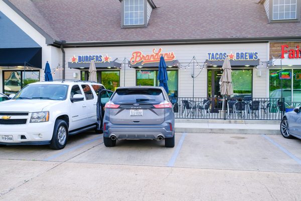 Brandani’s Burgers, Tacos & Brews by null