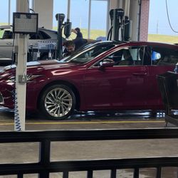 Charlie’s Car Wash - Clean on the outside, let's get clean on the inside