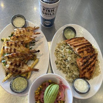 California Fish Grill - Seafood feast of the day yummy - Seafood Near Me - Palmdale, California California Fish Grill - Seafood feast of the day yummy - Seafood Near Me - Palmdale, California