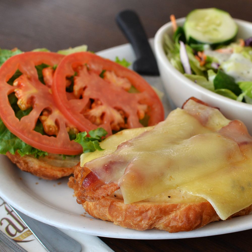 EGG HARBOR CAFÉ 253 Photos & 288 Reviews 125 W Main St, Barrington