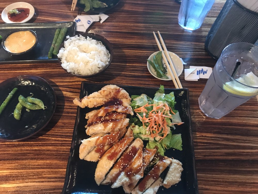 Order Sesame Chicken Appetizer food online from Mikuni | Fair Oaks store, Fair Oaks on bringmethat.com