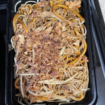 Tropika Malaysian Cuisine - a pan of noodles - Malaysian Near Me - Edmonton, Alberta Tropika Malaysian Cuisine - a pan of noodles - Malaysian Near Me - Edmonton, Alberta