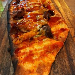 Cheesesteak flatbread