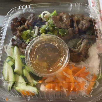Rolls And Grill - Grilled Pork Bowl - Vietnamese Near Me - Bakersfield, California Rolls And Grill - Grilled Pork Bowl - Vietnamese Near Me - Bakersfield, California