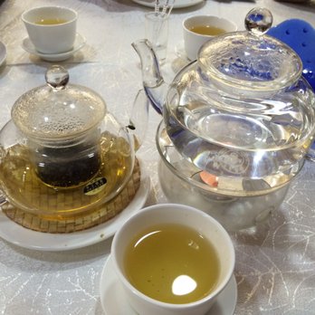 好彩海鮮酒家 - Nice after dinner tea served with fresh fruit - Cantonese Near Me - Hong Kong, HK