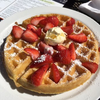 Le Peep - Belgian Waffle with strawberries topping! Perfect!! - Breakfast & Brunch Near Me - Centennial, Colorado Le Peep - Belgian Waffle with strawberries topping! Perfect!! - Breakfast & Brunch Near Me - Centennial, Colorado