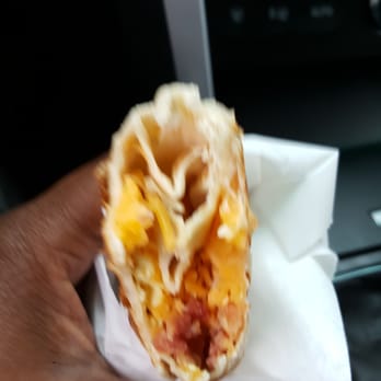 Taco Bell - Live Más Café - I ordered the bacon, egg and cheese breakfast burrito and this is what I got. - Fast Food Near Me - Temecula, California Taco Bell - Live Más Café - I ordered the bacon, egg and cheese breakfast burrito and this is what I got. - Fast Food Near Me - Temecula, California