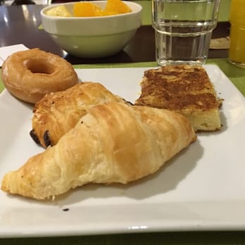 Hotel Mercure Plaza Espana - Breakfast treats - Hotels Near Me - Madrid, M