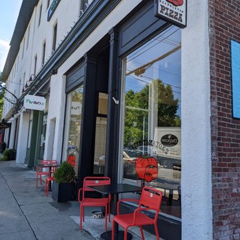Sweet Tomatoes Pizza - Sweet Tomatoes 8/2022 - Pizza Near Me - Newton, Massachusetts Sweet Tomatoes Pizza - Sweet Tomatoes 8/2022 - Pizza Near Me - Newton, Massachusetts