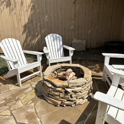 Olympic Mountain Landscaping - Flagstone Patio
(up-close fireplace)