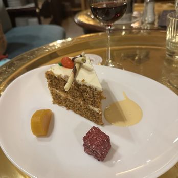 Restaurante Alhambra Palace - Carrot cake @ a nice Tawny Port! - Spanish Near Me - Granada, GR Restaurante Alhambra Palace - Carrot cake @ a nice Tawny Port! - Spanish Near Me - Granada, GR