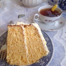 Orange cake and peach hot tea