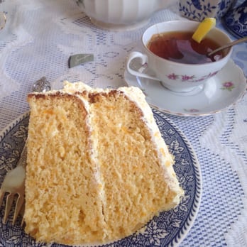 Victoria's Tea Room - Orange cake and peach hot tea - Coffee & Tea Near Me - Mission, Texas