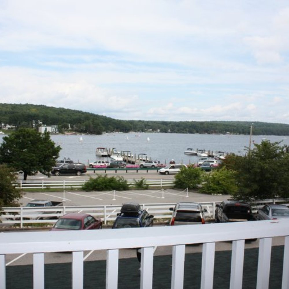 Chase House At Mill Falls - Hotels Near Me - Meredith, New Hampshire