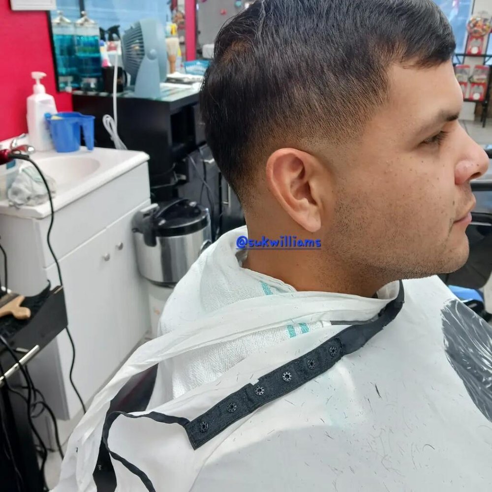 HOT CUTS Updated September 2024 21 Photos & 17 Reviews 4315 Fred