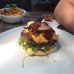 St. Tropez - Lecker american giant. Mit wedges 7,90€