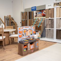 EFS Flooring & Remodeling - SHOWROOM PICTURES