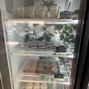 Bake & Che - Self serve fridge - Bakeries Near Me - Rosemead, California